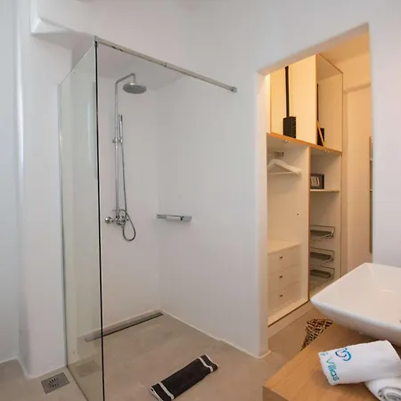 Margi Калафатис